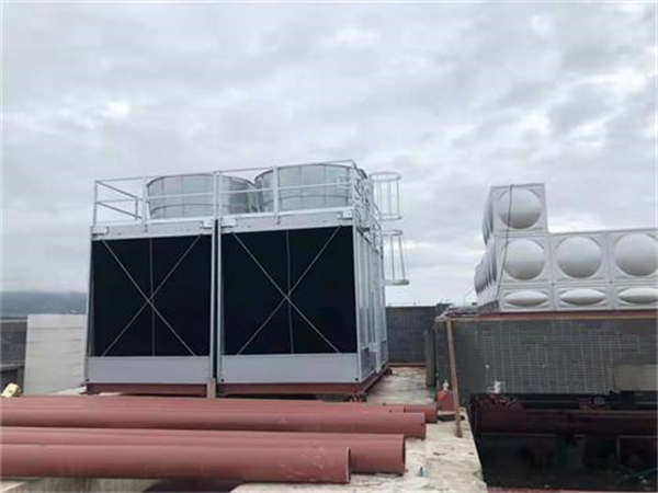 閉式冷卻塔如何實(shí)現(xiàn)廢熱的回收利用。(逆流閉式冷卻